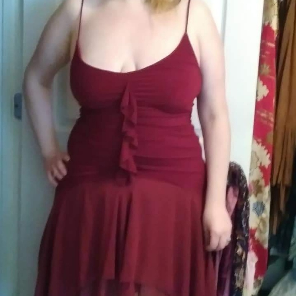 Maroon Formal Dress - Picture 1 of 2
